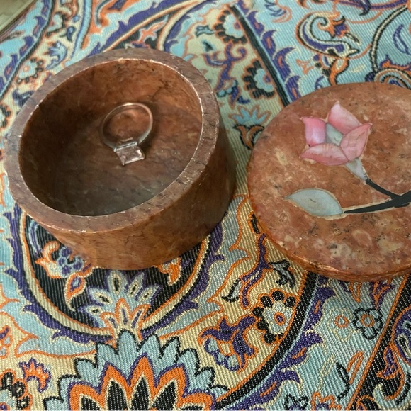 Vintage Pearl inlay and marble / stone jewel box - Picture 7 of 10